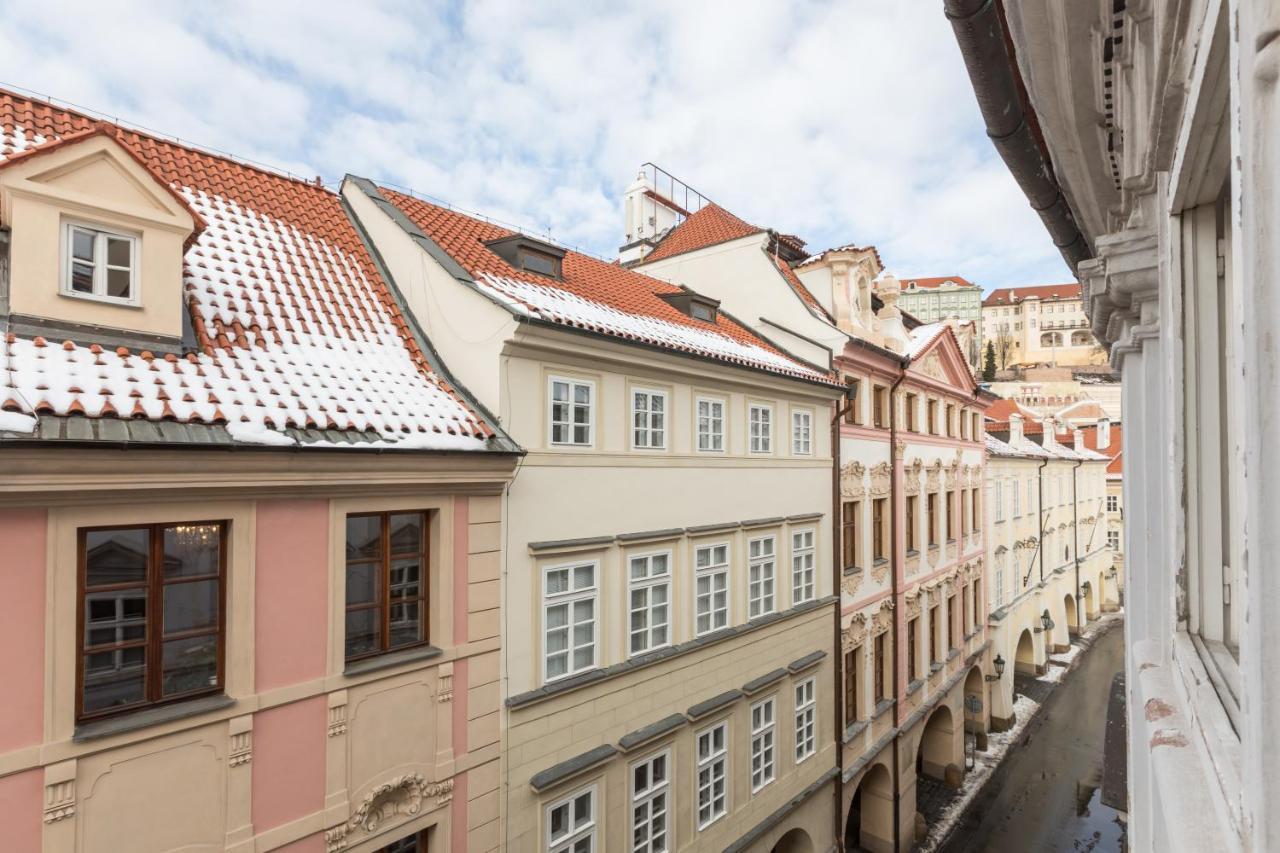 Charles Bridge Royal Apartments - Castle District 프라하 외부 사진