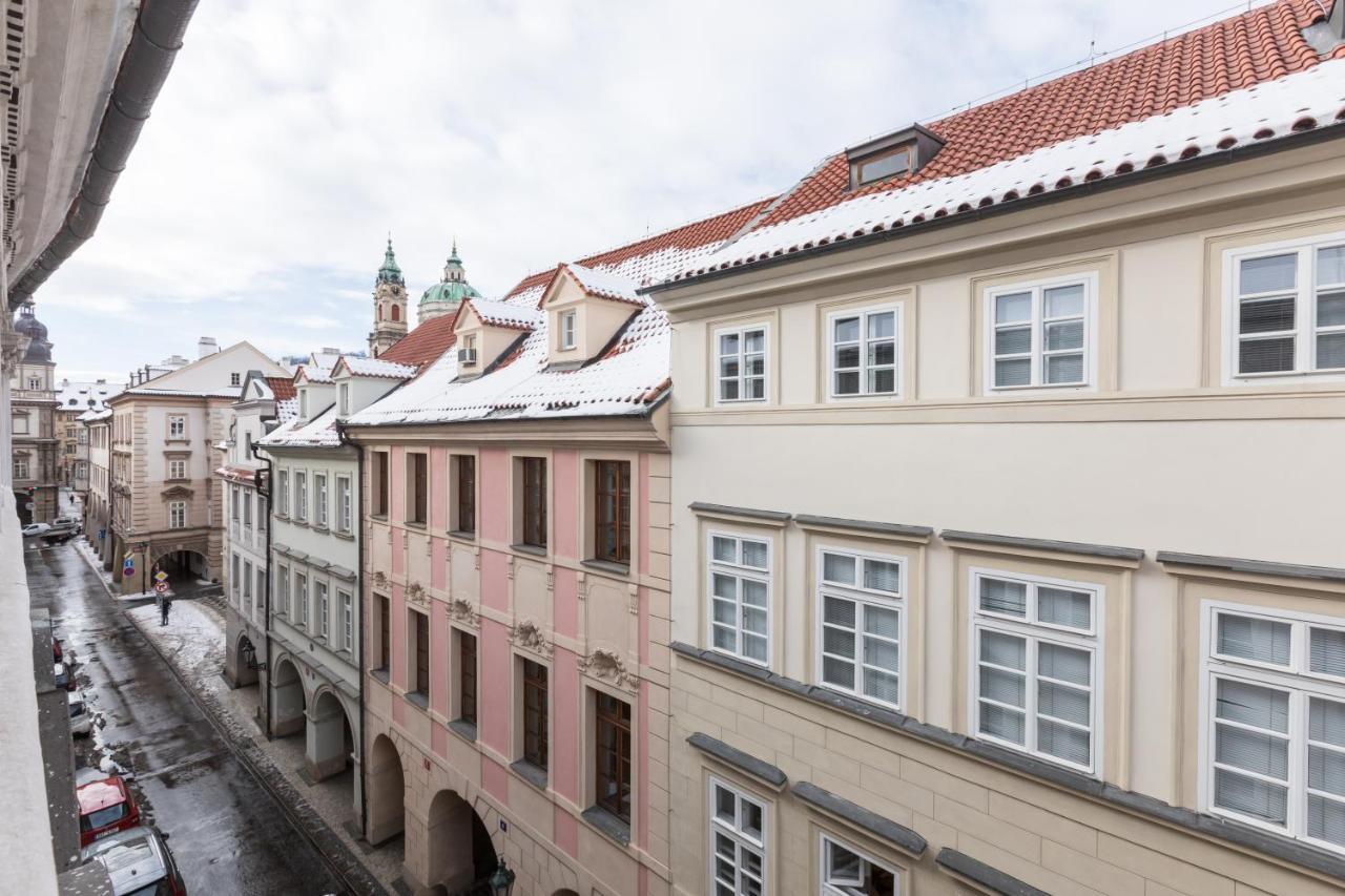 Charles Bridge Royal Apartments - Castle District 프라하 외부 사진