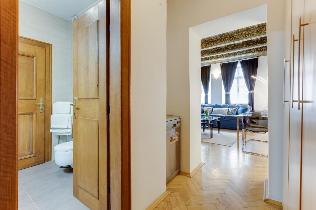Charles Bridge Royal Apartments - Castle District 프라하 외부 사진